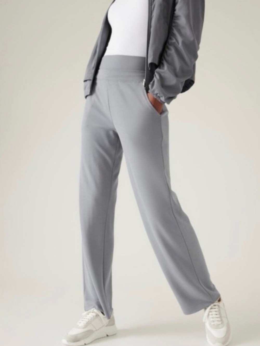 New Athleta XL Seasoft gray wide leg pants